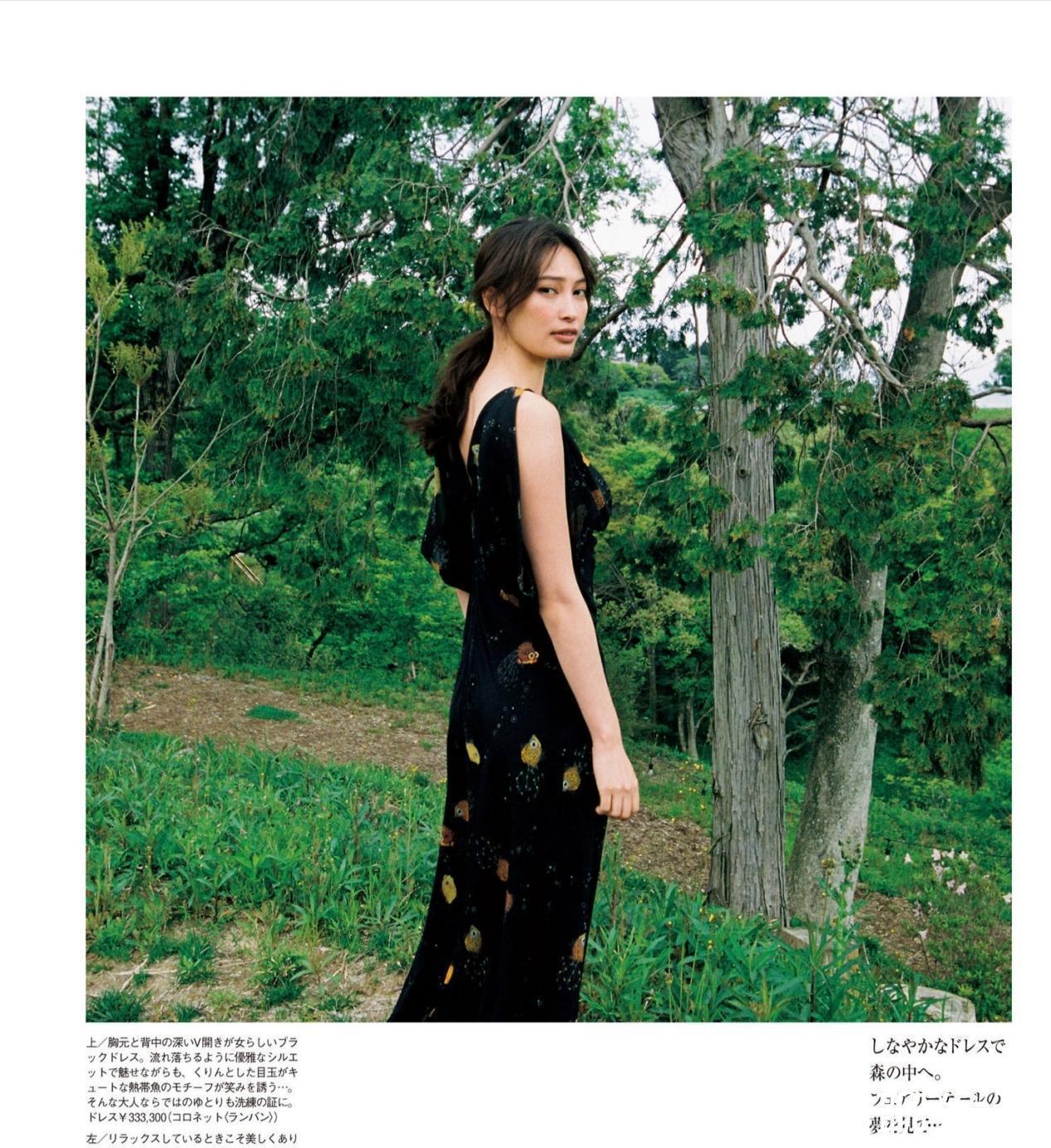 裙装|有品位的女人都爱穿裙子,把握好这几个搭配细节,高级时尚又优雅