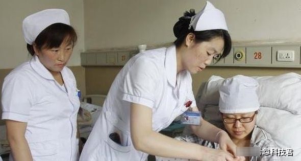 恶露|剖腹产后,想要恢复的更好,产后三天内,希望你能做好这4件事!