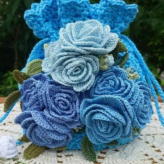 小花片 55款超美的钩花包包,只要会钩不同的花,拼缝在一起,就能做出