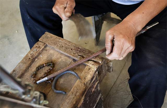 手工|阜南民间老手艺——手工制秤