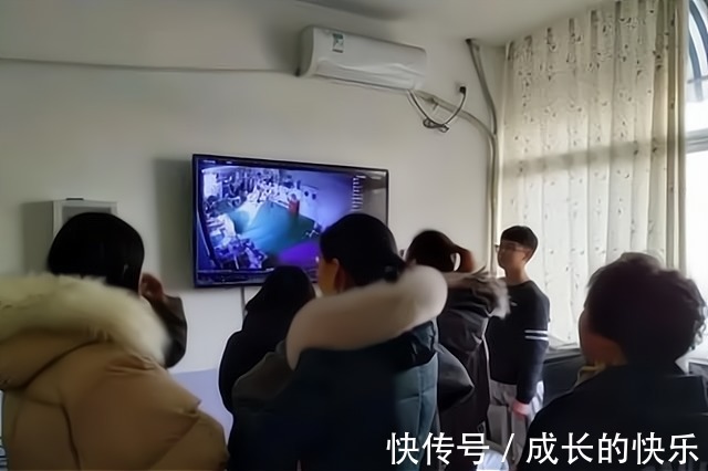 |真是太搞笑了!家长观看幼儿园监控要付费,年卡价格1198元
