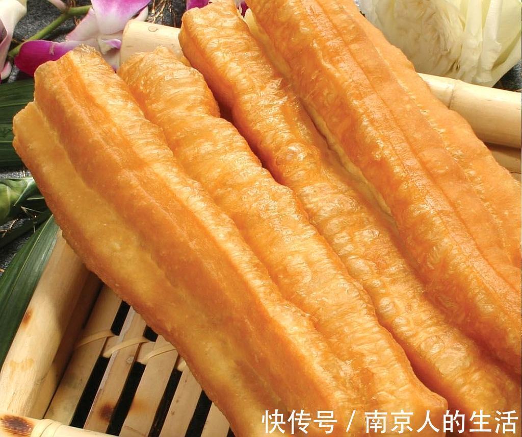 膨化食品|提个醒此3种食物要少吃,对健康无益处,可惜很多人还浑然不知