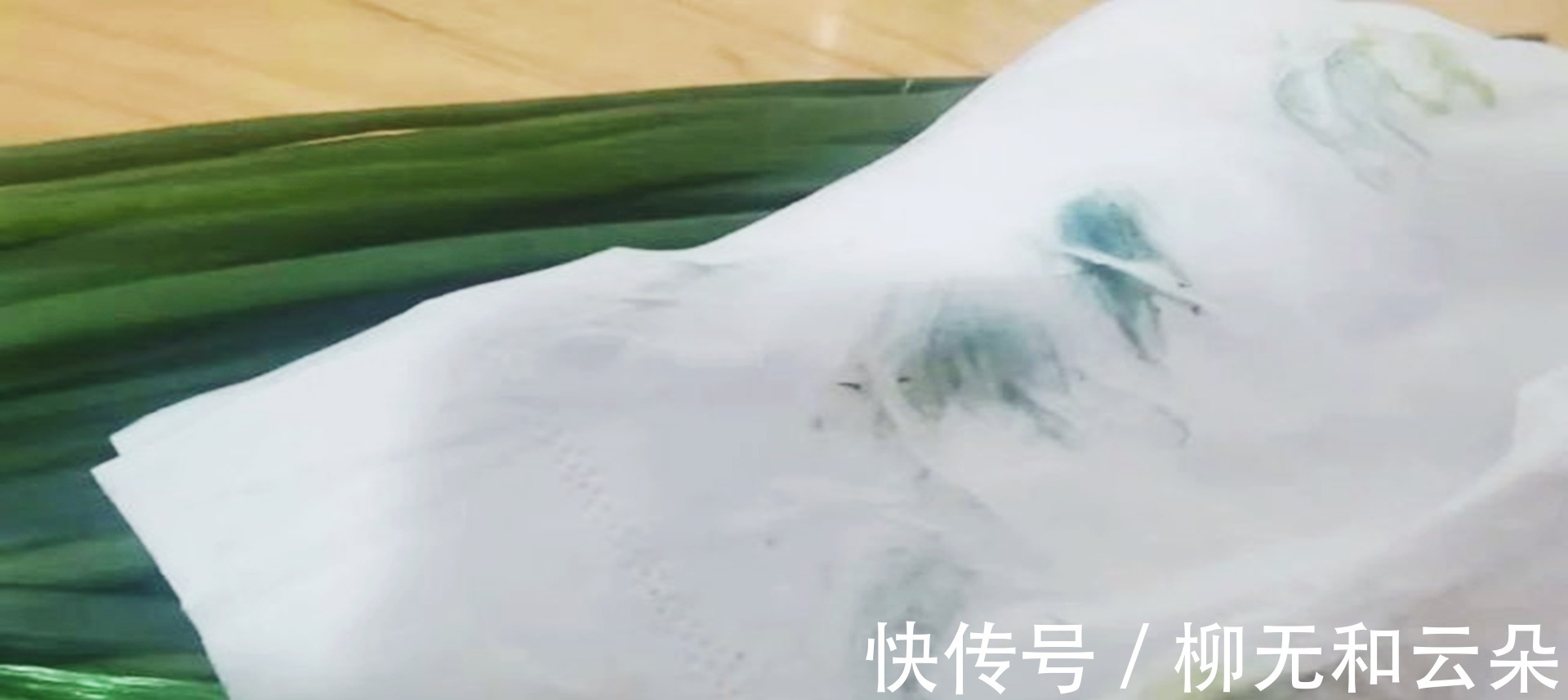 才知道，这种小葱千万不要吃，多亏老妈提醒我，看完别再买了！