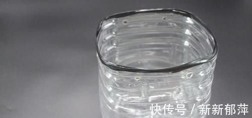 空油桶上穿2根绳子，真是厉害了，解决了困扰大家的一大难题，实用