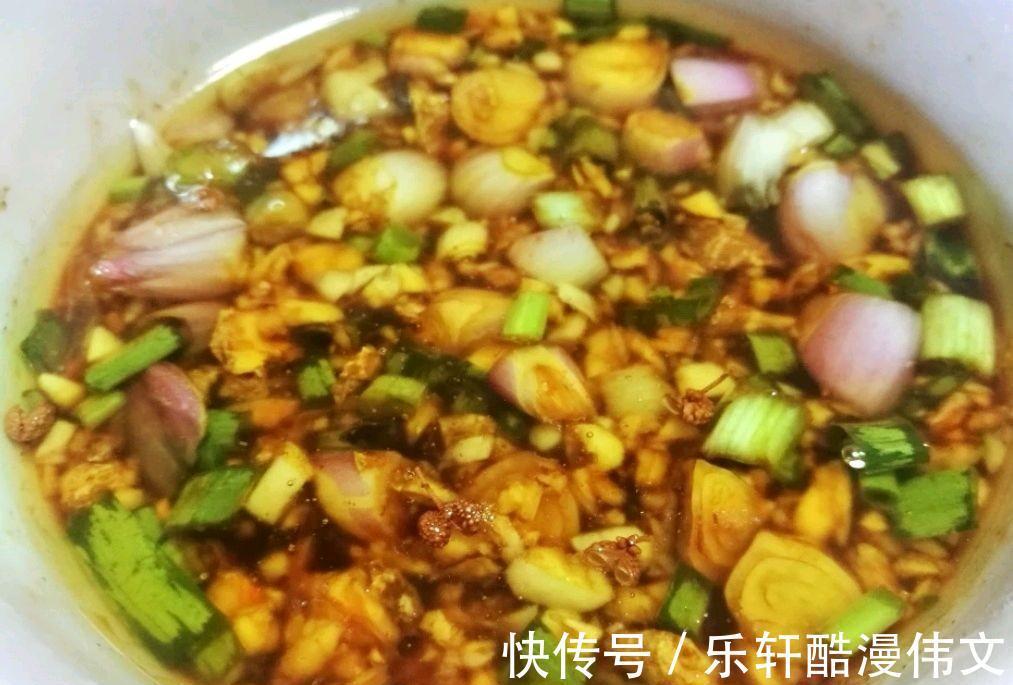 经典粤菜白切鸡,手把手教你做出最正宗的粤式白切鸡