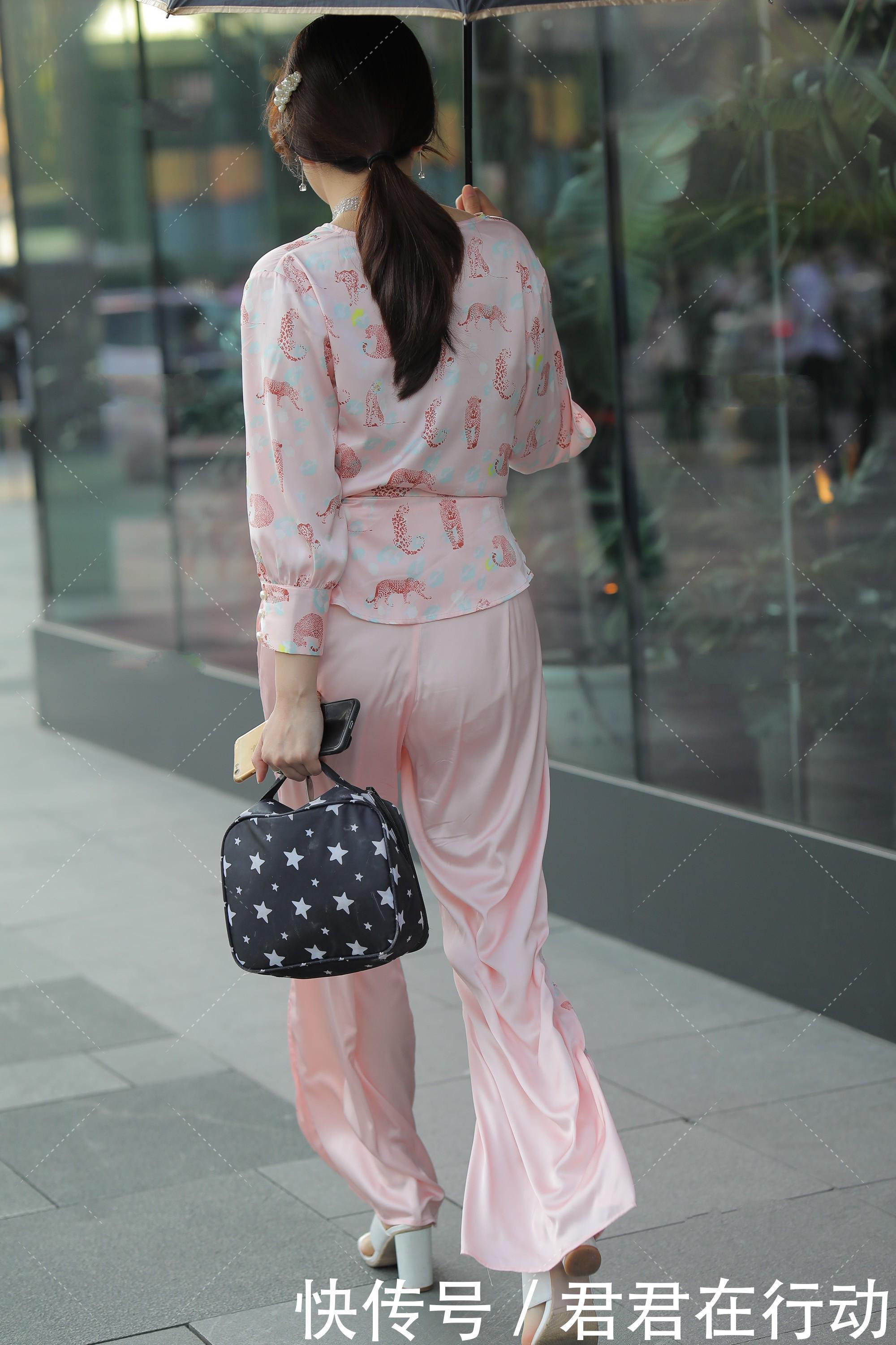 宽松|流行的宽松时尚,时髦个性