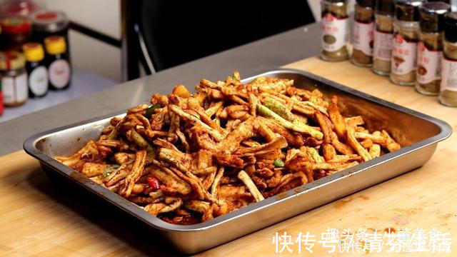 小董|腌萝卜好吃有诀窍，老妈30年秘制配方，简单又好吃，拿肉都不换