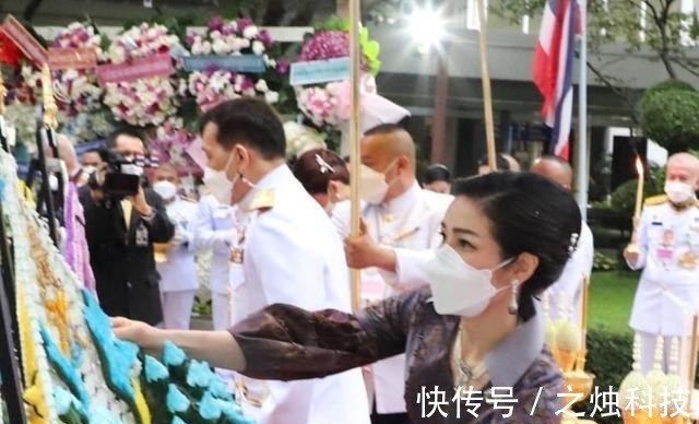 泰王$诗妮娜贵妃不会打扮,辜负太后黑珍珠耳环,传世珍宝秒变地摊货!