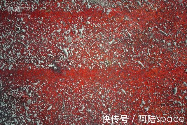 装饰|工地里随处可见的“画作”,装裱一下用来作装饰其实很不错