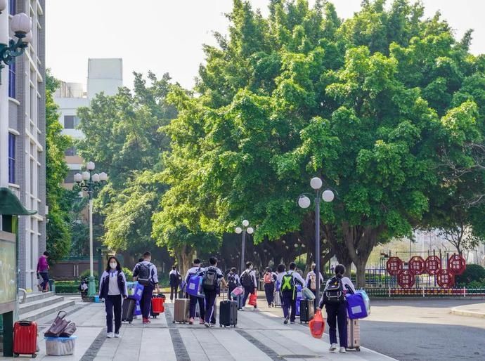 开学季丨春风十里，光高等你——直击光高学子返校精彩时刻！