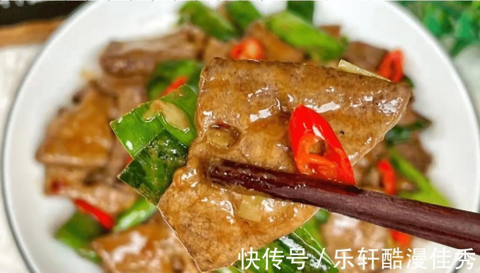 它是天然“补血库”， 每周吃一次，补血补铁，聪明人经常吃