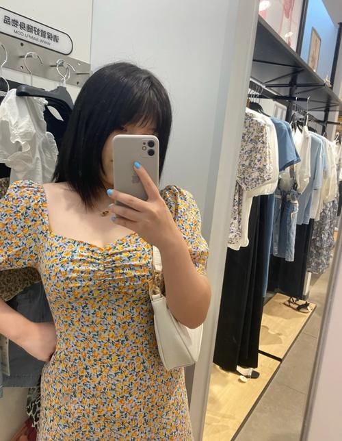 显瘦10斤的“作弊穿法”，春天日常搭配用起来，超好看