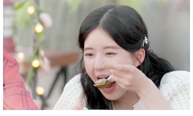 鄭業成|趙露思狂吃不胖，自爆愛吃肥肉，是人設還是真性情？