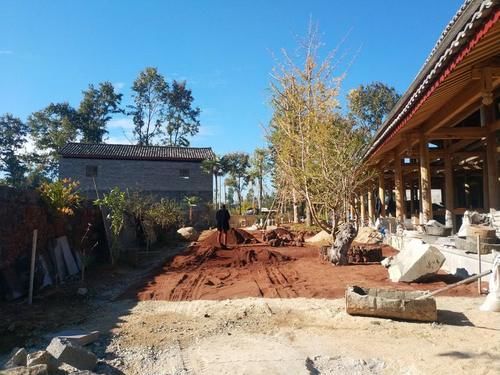 村庄|尝地道山货、看稀奇特产，除了赏银杏，腾冲江东村还有很多好味道