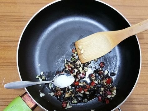 饭店大厨都是这样做这道菜~简单省事！出锅后，竟胜过大鱼大肉！