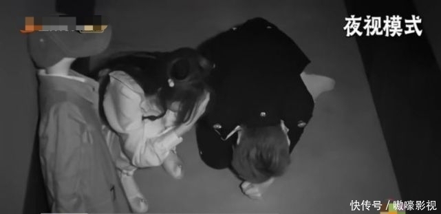 节目组 《密逃3》越来越高能,这期把邓伦和杨幂吓得蹲在地上不敢动