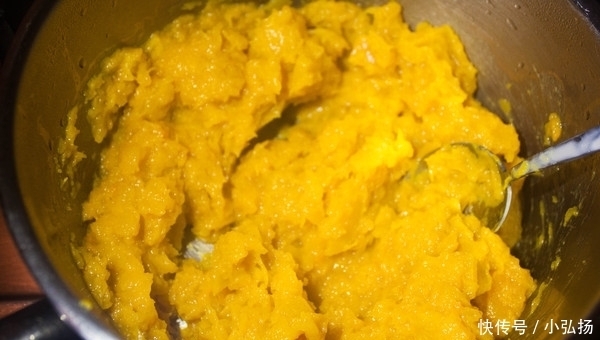  清炒|南瓜最好吃的做法，不做饼，不煲汤，不清炒，一出锅家人抢着吃！