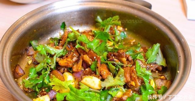 五花肉灵魂吃法,没有烤炉也可以在家吃烤肉,真是太香了