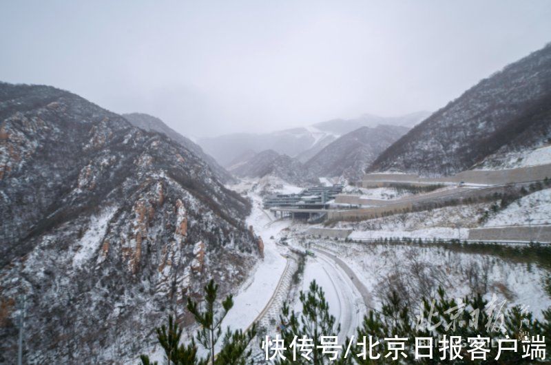 勇敢者救援队|会滑雪懂急救，“勇敢者救援队”护航冬奥高山滑雪