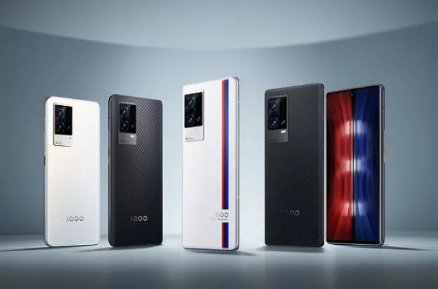 邦早报|BOSS直聘无条件取消大小周;腾讯回应微信刷掌支付;新东方承诺无条件按比例退费;特斯拉中国市场加强公关和法律团队 | 中国市场
