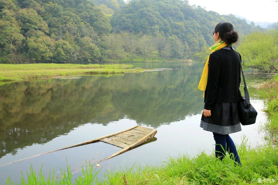 阳春三月，游婺源赏油菜花