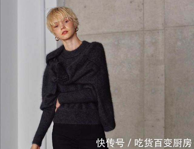 裤装 今年流行这样搭配黑色针织衫,四种穿搭法时髦有范儿,显瘦又得体!