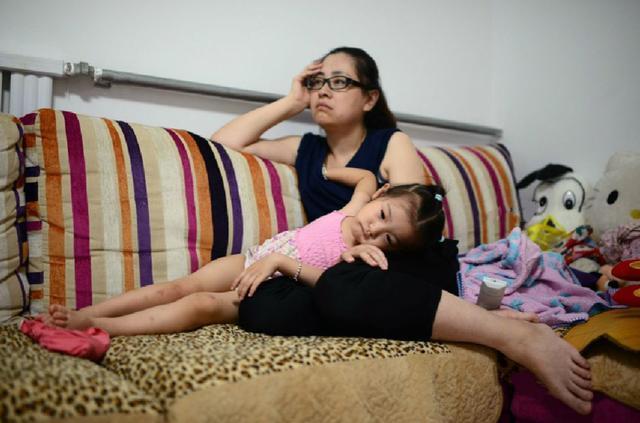 宝妈|产妇生下7.7斤男宝,逗老公说生的是女儿,丈夫的反应让宝妈泪奔