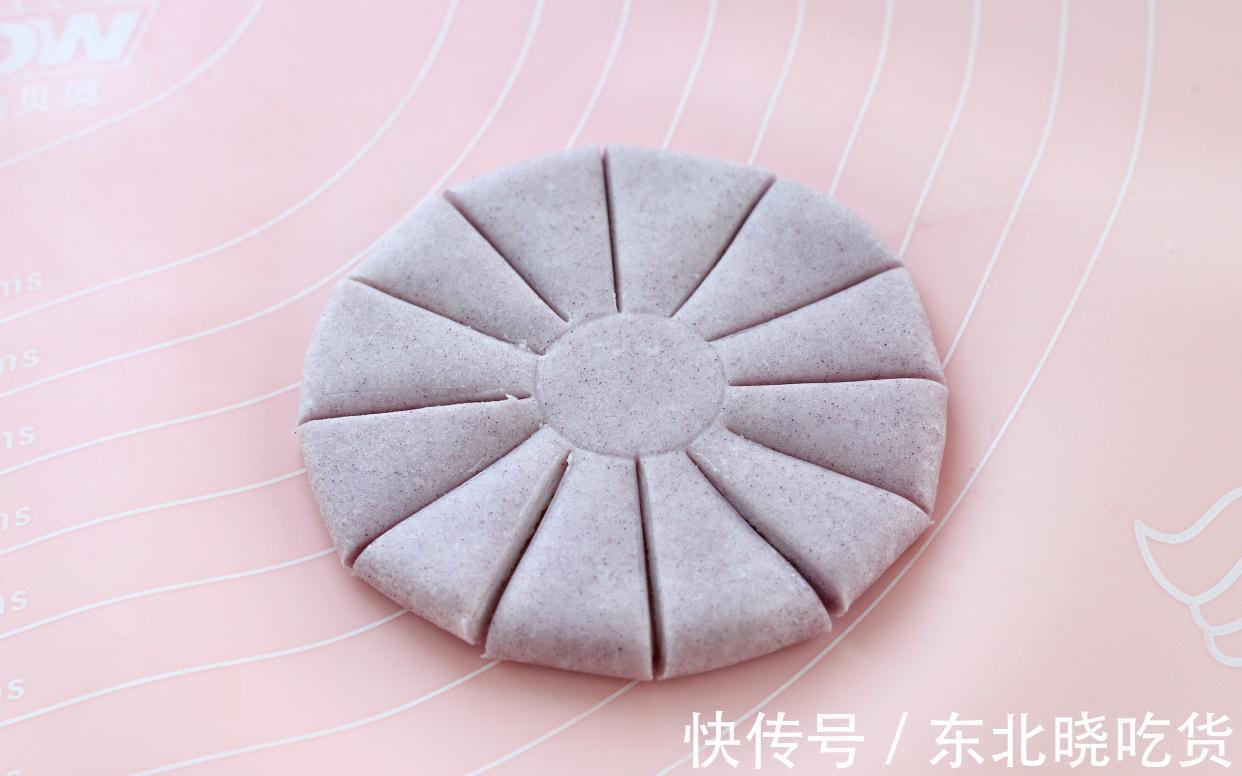 美到不舍得吃的中式点心,香酥可口颜值高,甜而不腻一碰直掉渣!