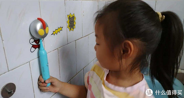 防水盖|怅怅聊数码 篇一百三十六：让你的孩子爱上刷牙，Combo咸蛋超人儿童电动牙刷使用评测