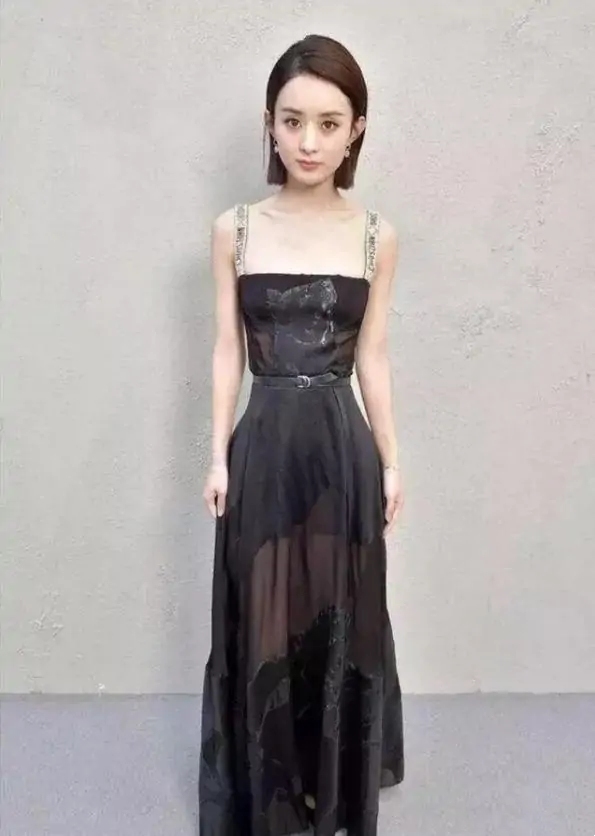 减肥|女明星真可怜！为了减肥从来没有吃饱过，瘦成排骨就漂亮吗