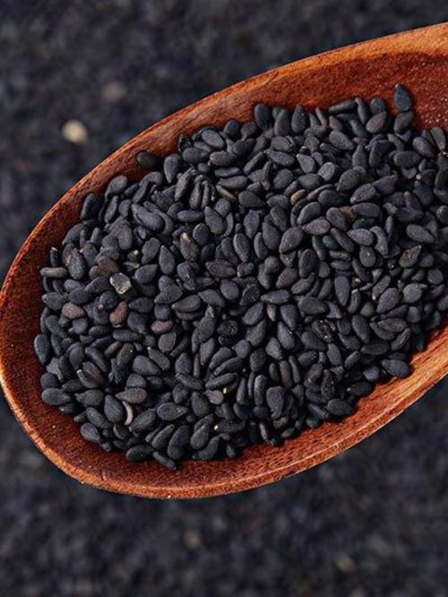  黑发|白头发猛增多，医生推荐多吃它，毛囊长出黑发，白头发慢慢没了