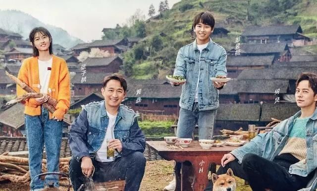 张子枫问何炅谢娜姐姐怎么缺席《向往4》何炅的回答让人笑翻