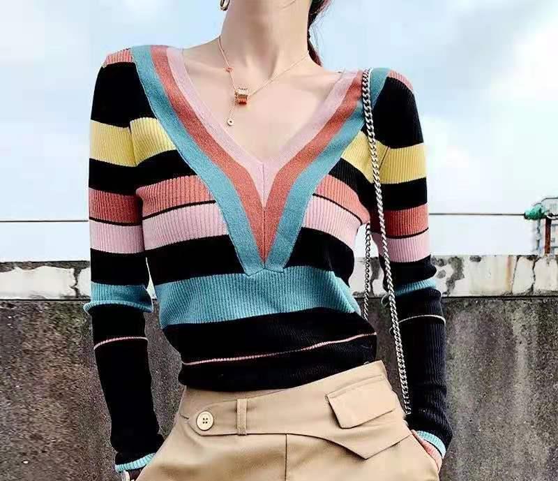 当下大火的“法式慵懒”打底衫,精致简约显高级,温暖洋气更动人