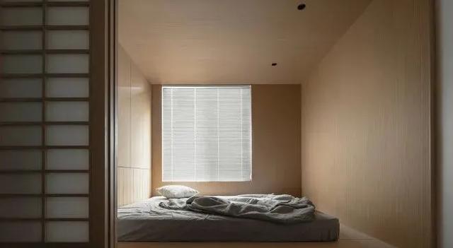 墙面|86年老破小,居然化身治愈系日式小家。网友:这才是改造天花板