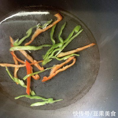  这样的年夜饭，凉拌杏鲍菇你吃过吗？