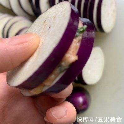 原来外焦里嫩的炸茄盒才是真正的米饭杀手