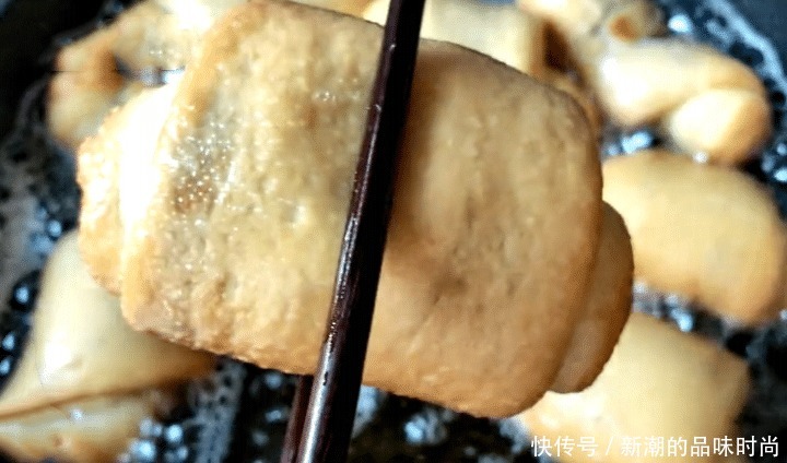 不用|家庭版面包,不用烤箱,简单一做,香甜暄软层次多,比买的还好吃