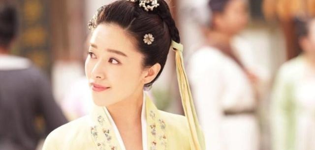 秀才!才女能对出我上联者,我嫁之,丑秀才句句对仗工整,抱得美人归!