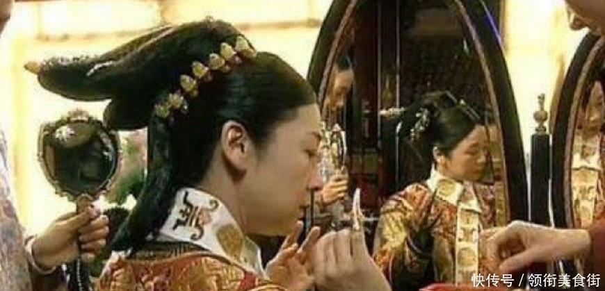 上百|慈禧吃饭的时候有上百道菜，为何不管喜不喜欢，只吃三口就会端走！