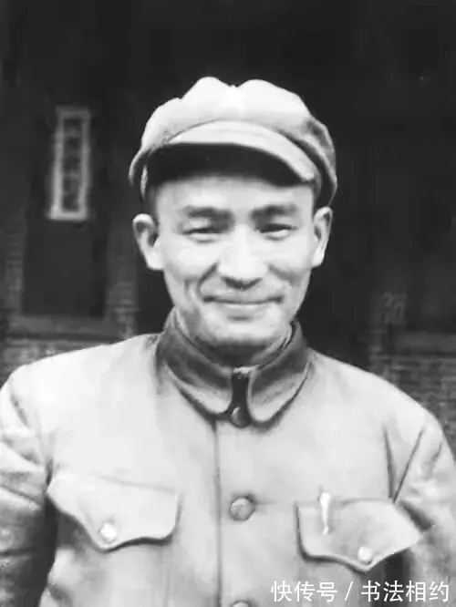 书法作品$任伟人秘书长达31年的陈伯达,楷书浑厚温婉,平和自然,行书散淡