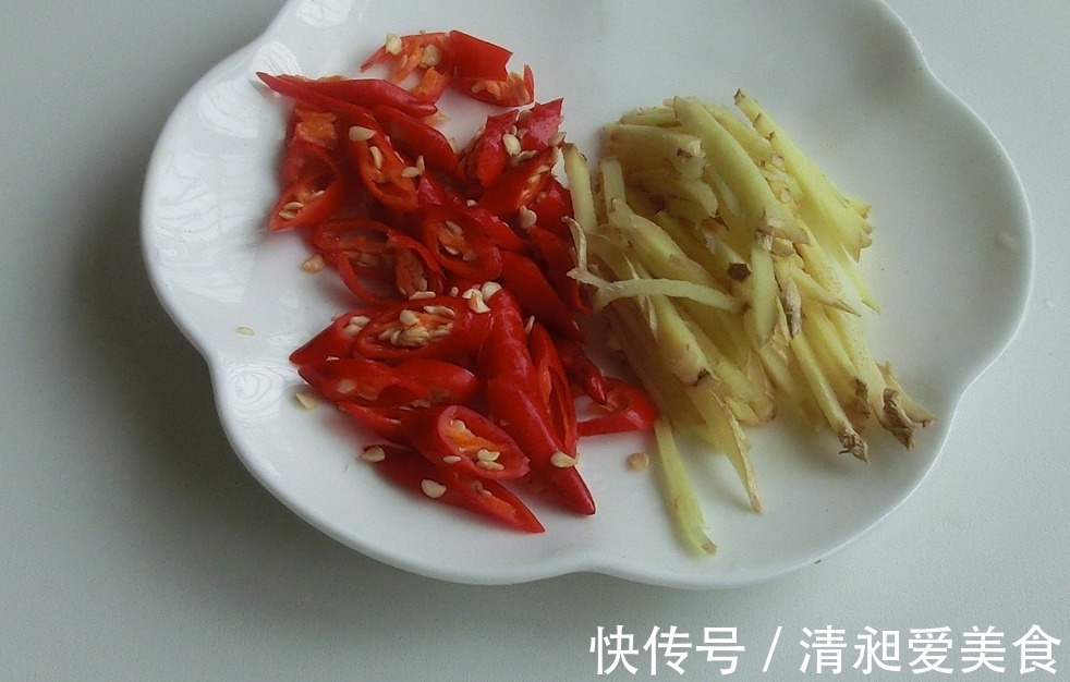 扁豆角|入秋后少吃肉,遇到2种菜别手软,应季而食身体好,简单又营养