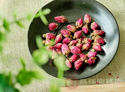 玫瑰花茶的功效 经常喝这种茶能美容养颜