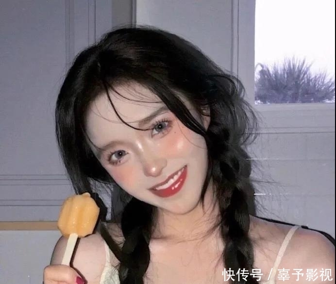 又纯又欲的女头，绿茶女头：超可爱的发圈文案