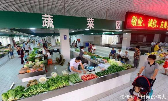 哭笑不得|5个月男婴被落在菜市场，3个小时竟无人认领，原因让人哭笑不得