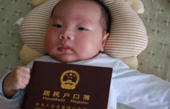 姓氏|“龚”姓宝爸给孩子取名,自己认为很好听,老师:上课不会点他名