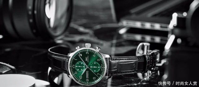 绿色|因为这款腕表出现,绿盘“火”起来了!