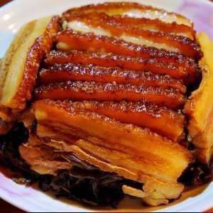 美食精选梅菜扣肉,香煎元贝意式海鲜汤,五花肉烧豆干,奶酪焗红薯