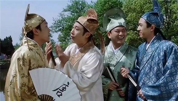 嘉靖皇帝#明朝第一才子杨慎写下一首千古绝唱,仅开头2句,就足以惊艳岁月