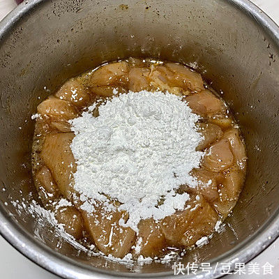 孜然粉|冬天喝牙签鸡肉，鲜美又抗寒