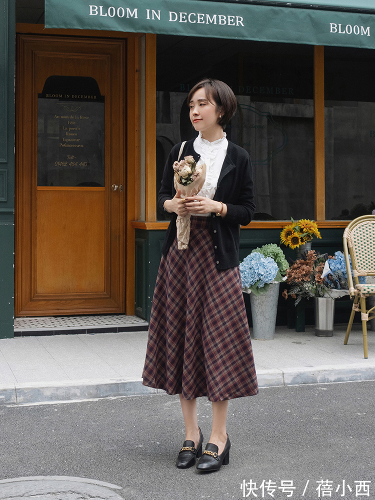 时髦|30岁的女人秋天穿啥鞋子更时髦?用这些鞋子来搭配,高级又有气质